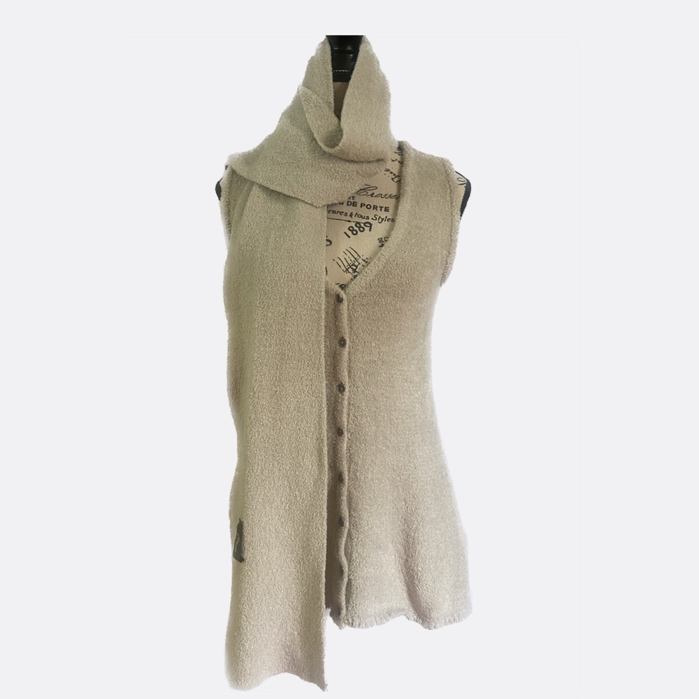Vintage Fuzzy Vest Cardigan and Muffler set 🐑